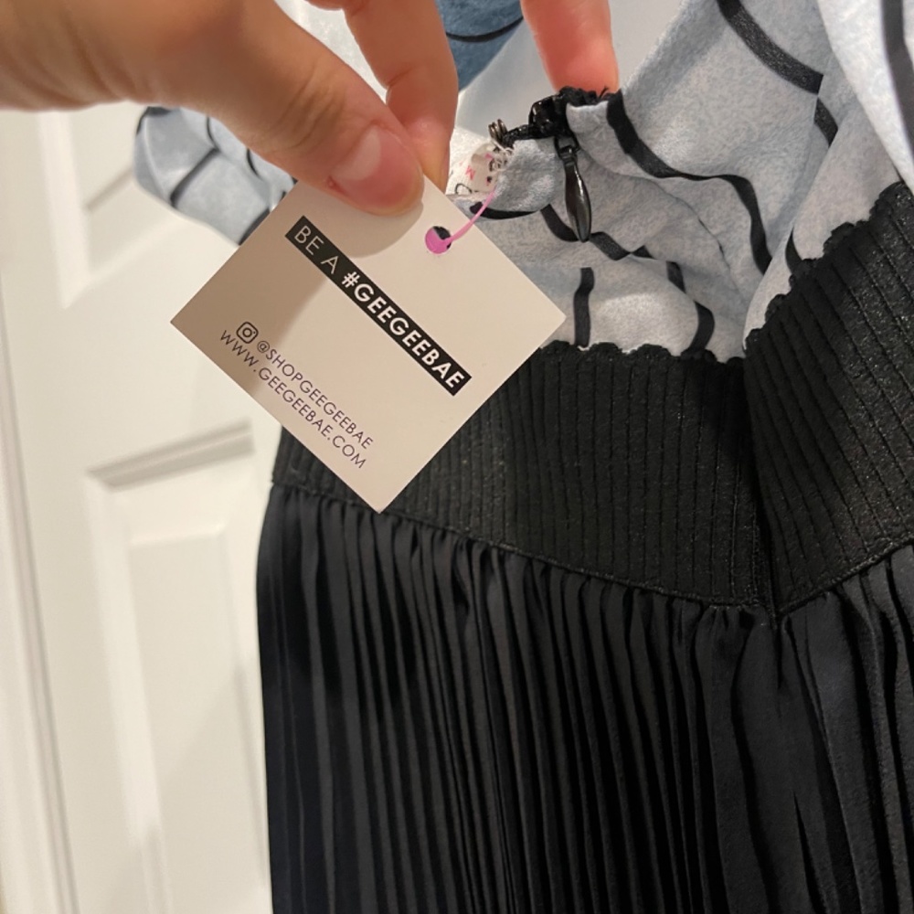 L’ATISTE DRESS - Picture 4 of 4